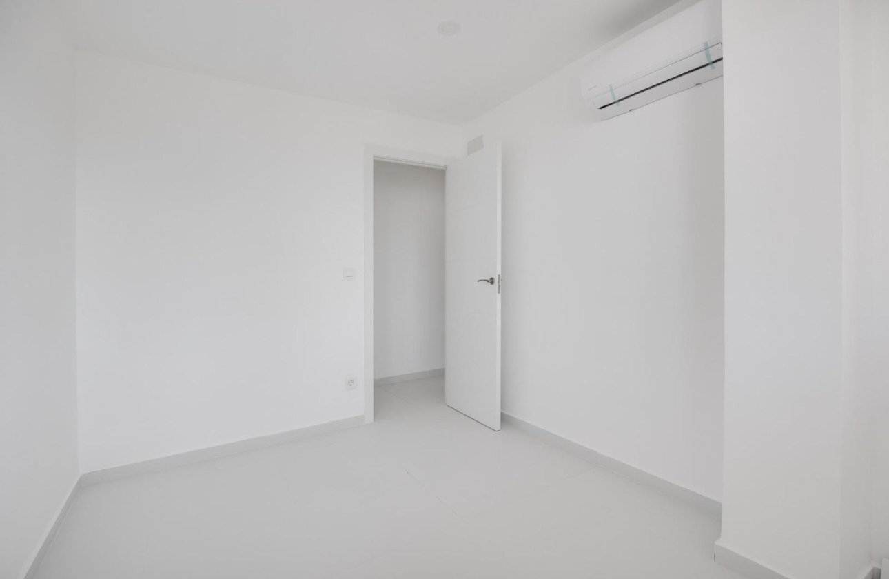 Resale - Apartment / flat - Torrevieja - playa de los naufragos