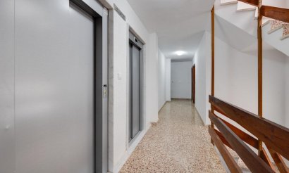 Resale - Apartment / flat - Torrevieja - playa de los naufragos