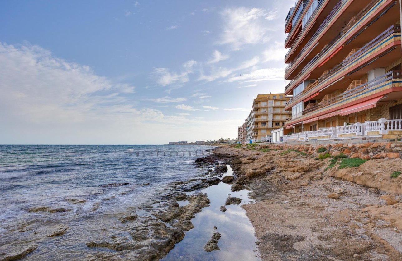 Resale - Apartment / flat - Torrevieja - playa de los naufragos