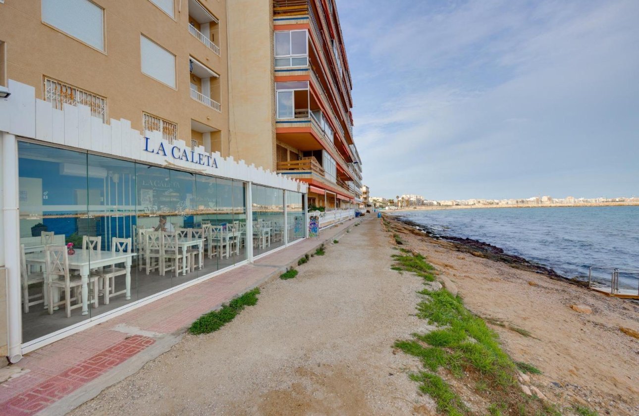 Resale - Apartment / flat - Torrevieja - playa de los naufragos