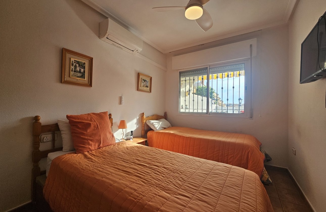 Resale - Bungalow - La Zenia