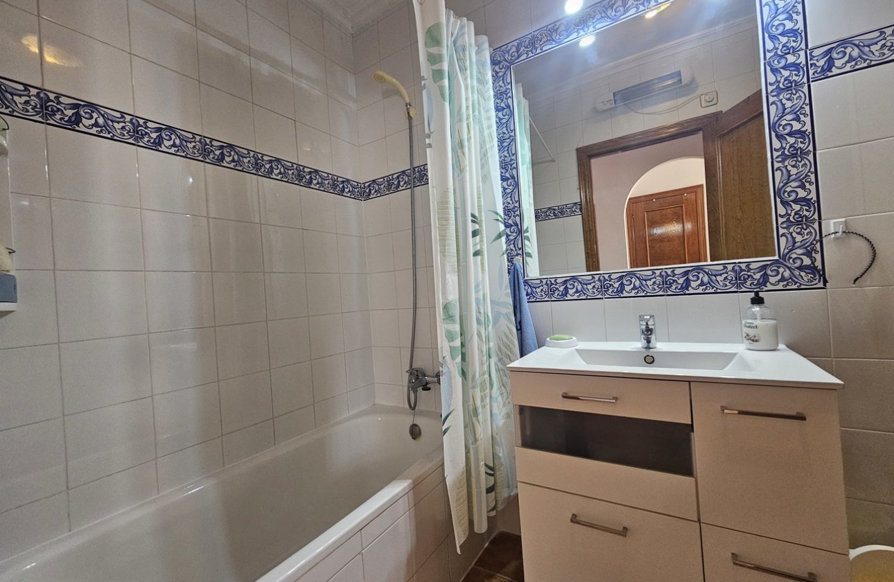 Resale - Bungalow - La Zenia