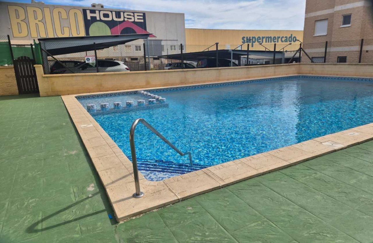 Resale - Apartment / flat - Torrevieja - Agua Nuevas