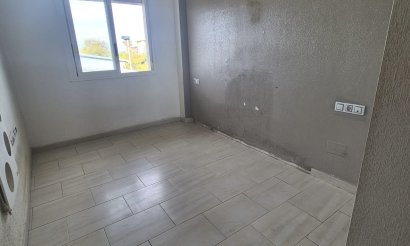 Resale - Apartment / flat - Torrevieja - Agua Nuevas