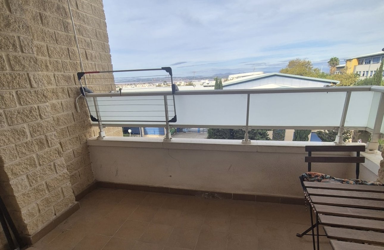 Resale - Apartment / flat - Torrevieja - Agua Nuevas