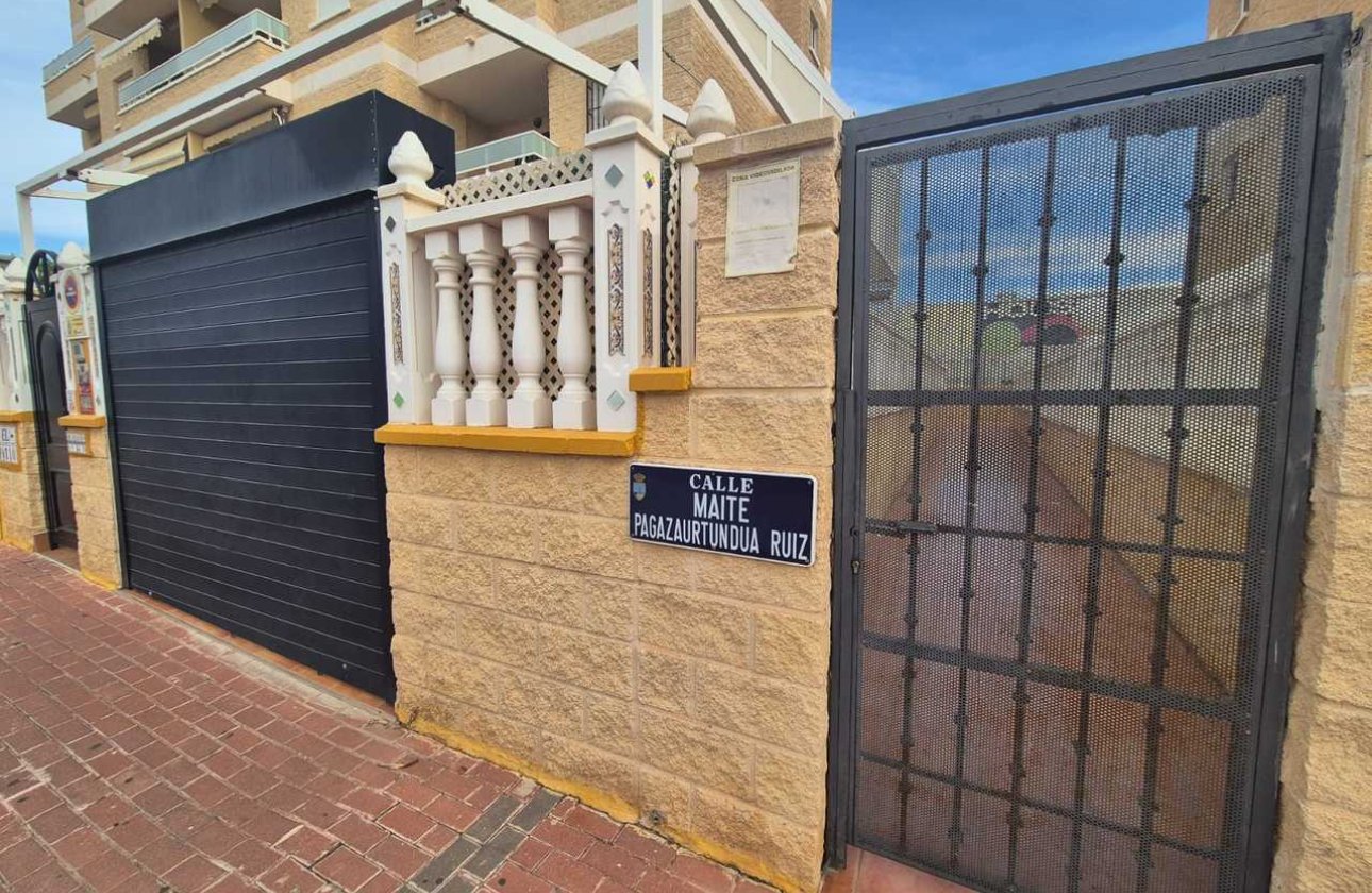 Resale - Apartment / flat - Torrevieja - Agua Nuevas