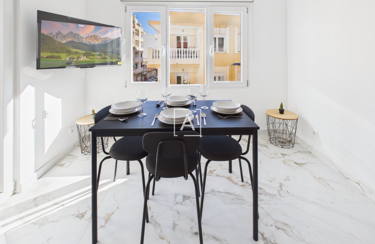 Resale - Apartment / flat - Torrevieja - Centro Torrevieja