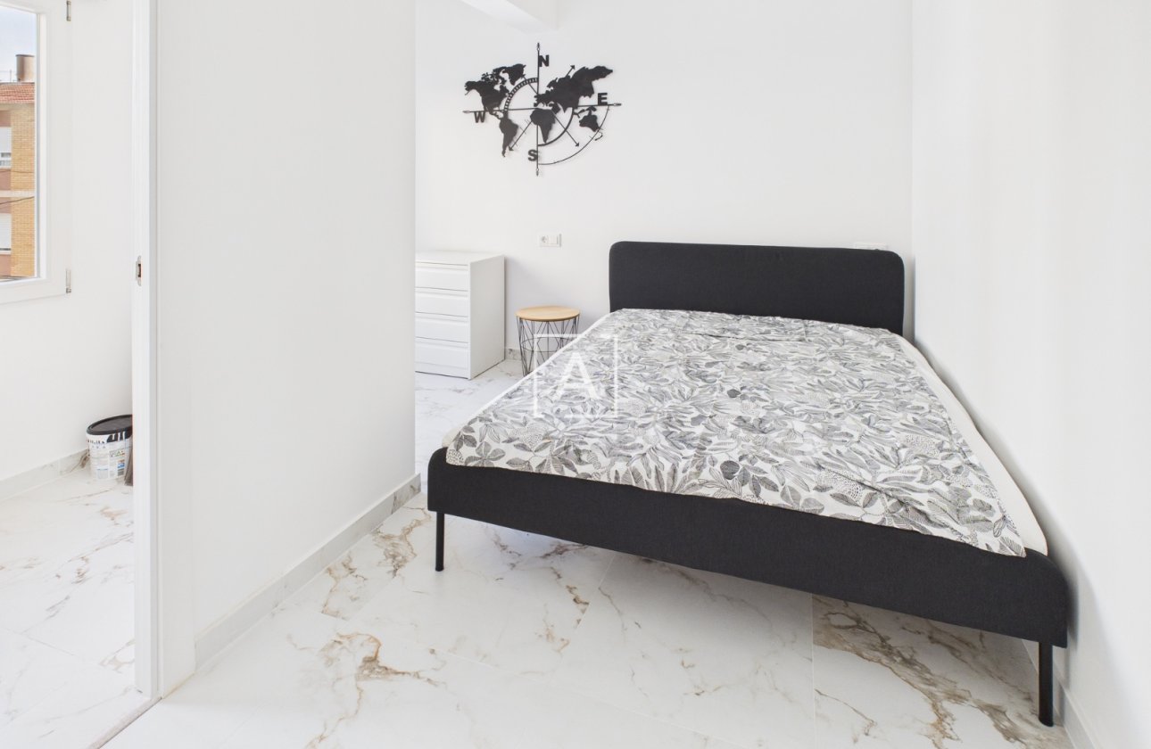 Resale - Apartment / flat - Torrevieja - Centro Torrevieja