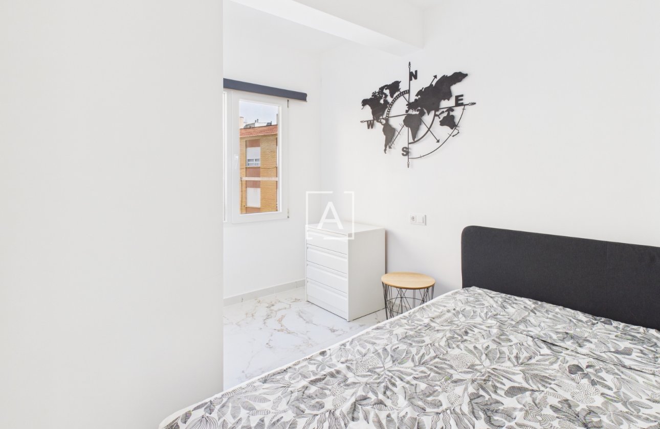 Resale - Apartment / flat - Torrevieja - Centro Torrevieja