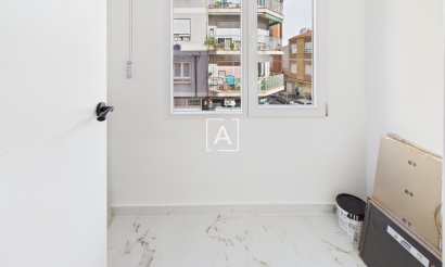 Resale - Apartment / flat - Torrevieja - Centro Torrevieja