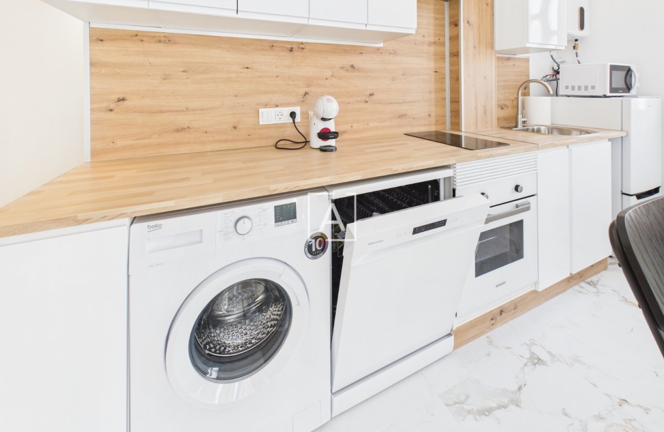 Resale - Apartment / flat - Torrevieja - Centro Torrevieja