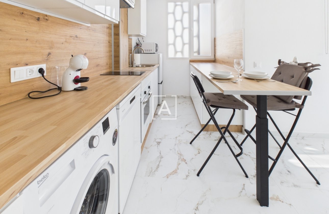 Resale - Apartment / flat - Torrevieja - Centro Torrevieja