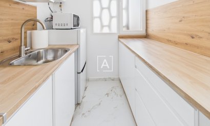 Resale - Apartment / flat - Torrevieja - Centro Torrevieja