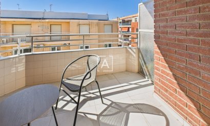 Resale - Apartment / flat - Torrevieja - Torrevieja Centro