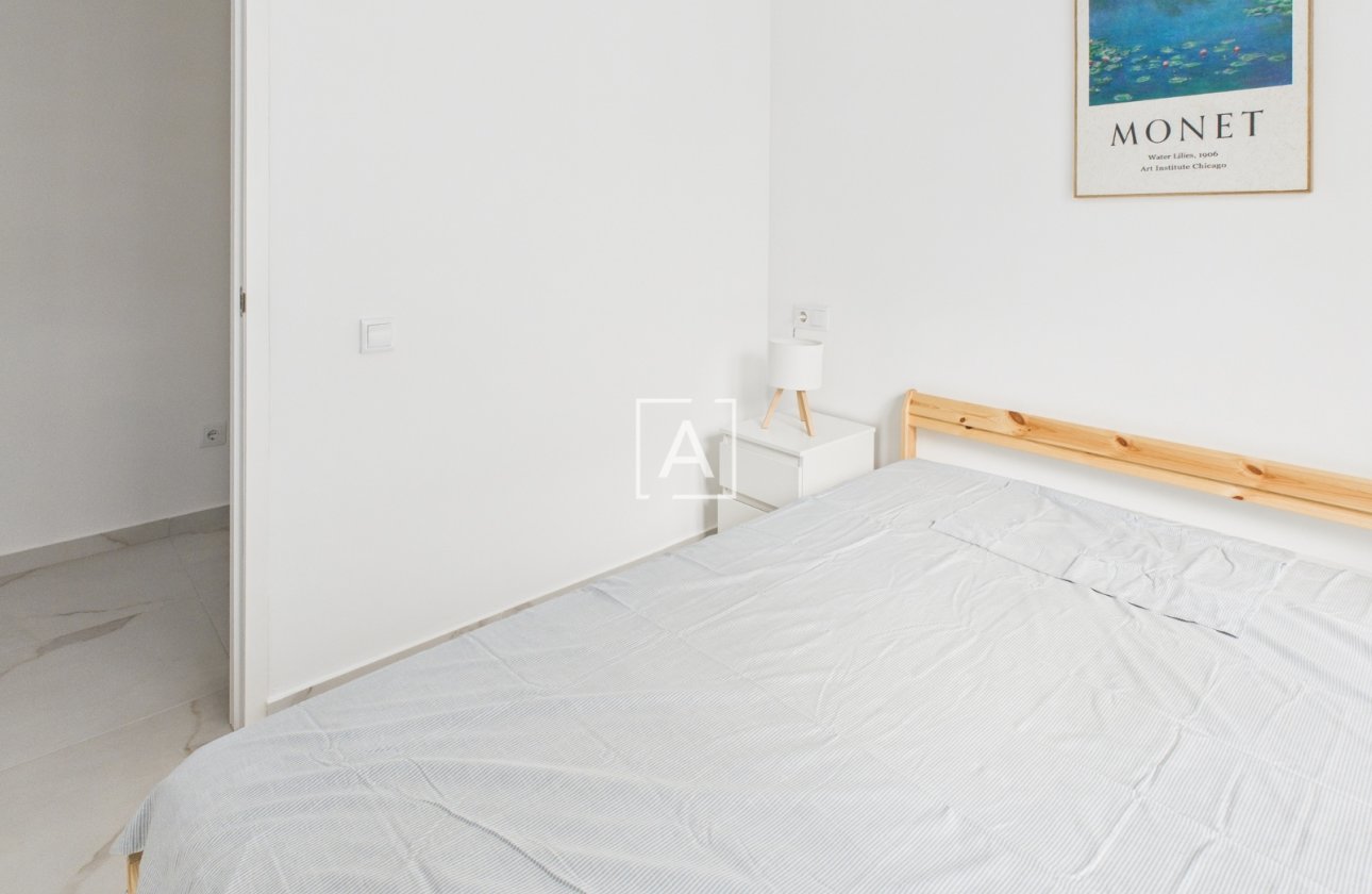 Resale - Apartment / flat - Torrevieja - Torrevieja Centro