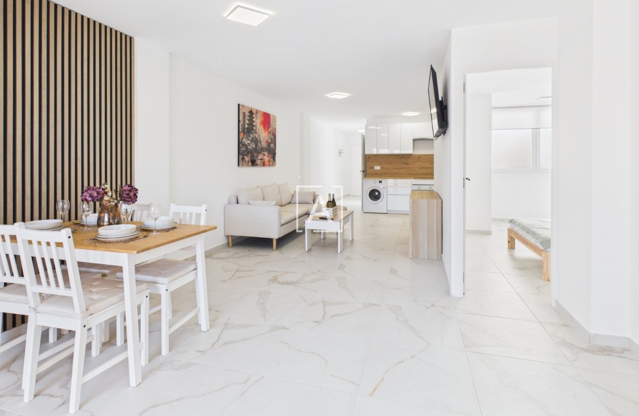 Resale - Apartment / flat - Torrevieja - Torrevieja Centro