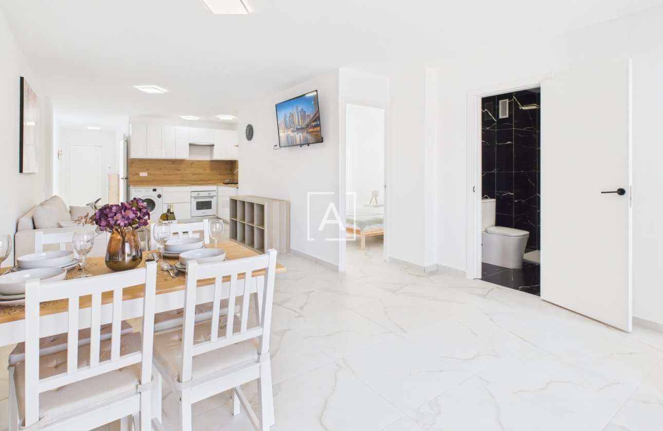 Resale - Apartment / flat - Torrevieja - Torrevieja Centro