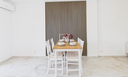 Resale - Apartment / flat - Torrevieja - Torrevieja Centro