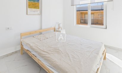 Resale - Apartment / flat - Torrevieja - Torrevieja Centro