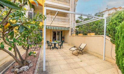 Resale - Apartment / flat - Orihuela Costa - Altos de Campoamor