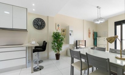 Resale - Apartment / flat - Orihuela Costa - Los Altos