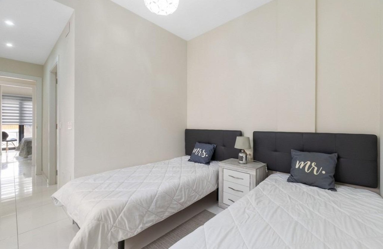 Resale - Apartment / flat - Orihuela Costa - Los Altos