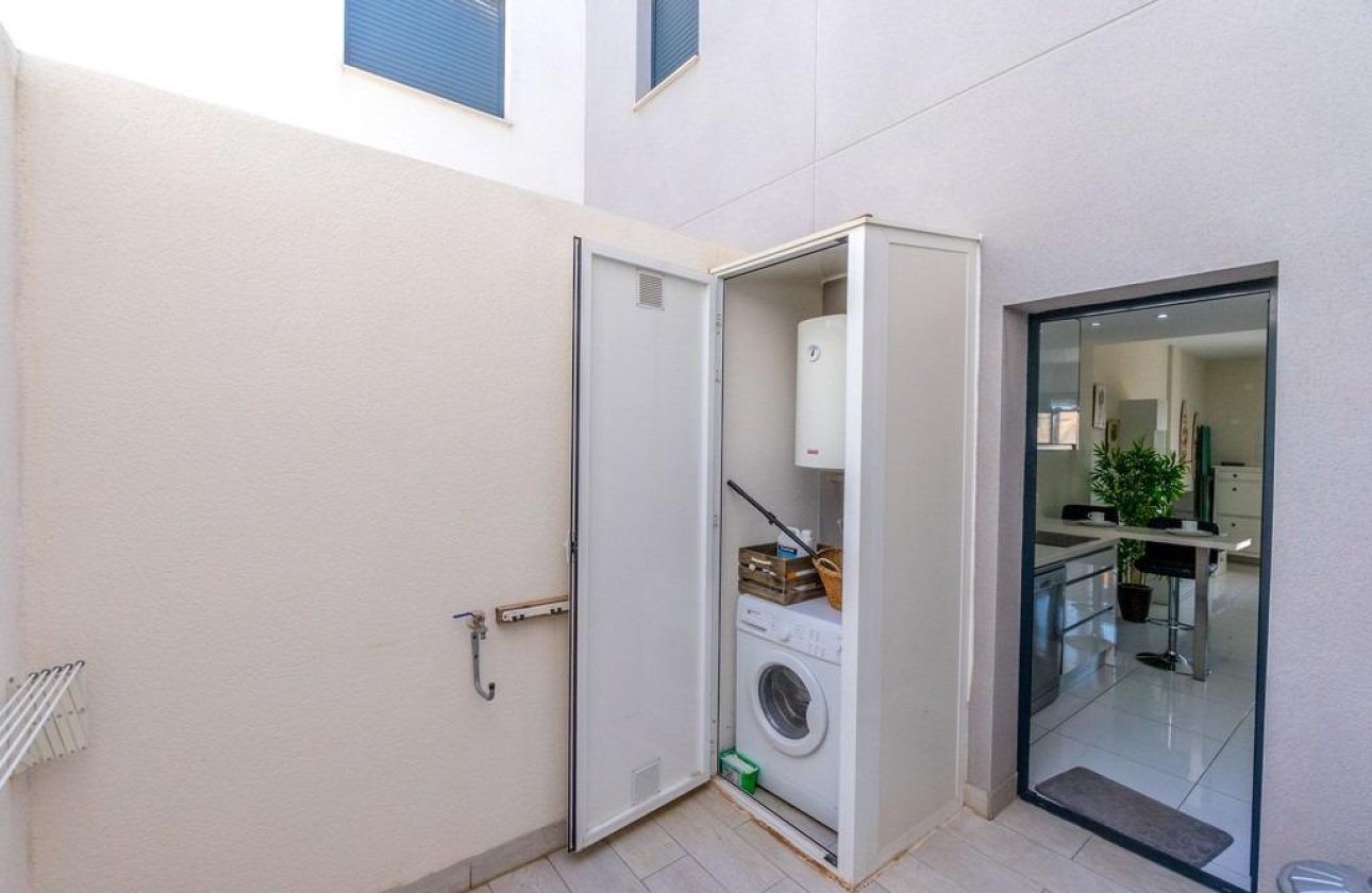 Resale - Apartment / flat - Orihuela Costa - Los Altos