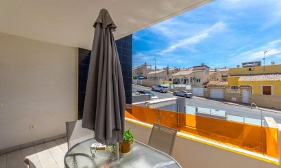 Resale - Apartment / flat - Orihuela Costa - Los Altos