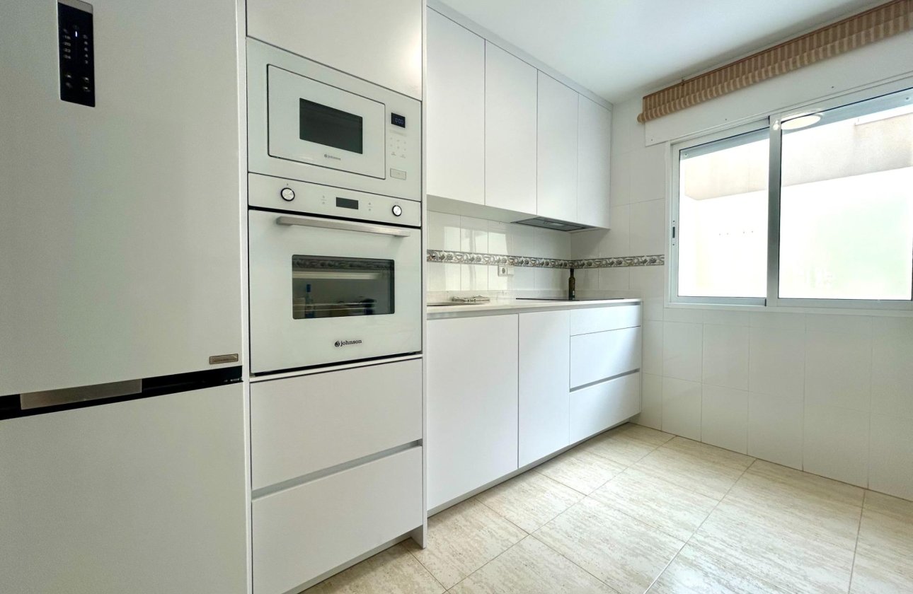 Resale - Townhouse - Orihuela Costa - Campoamor