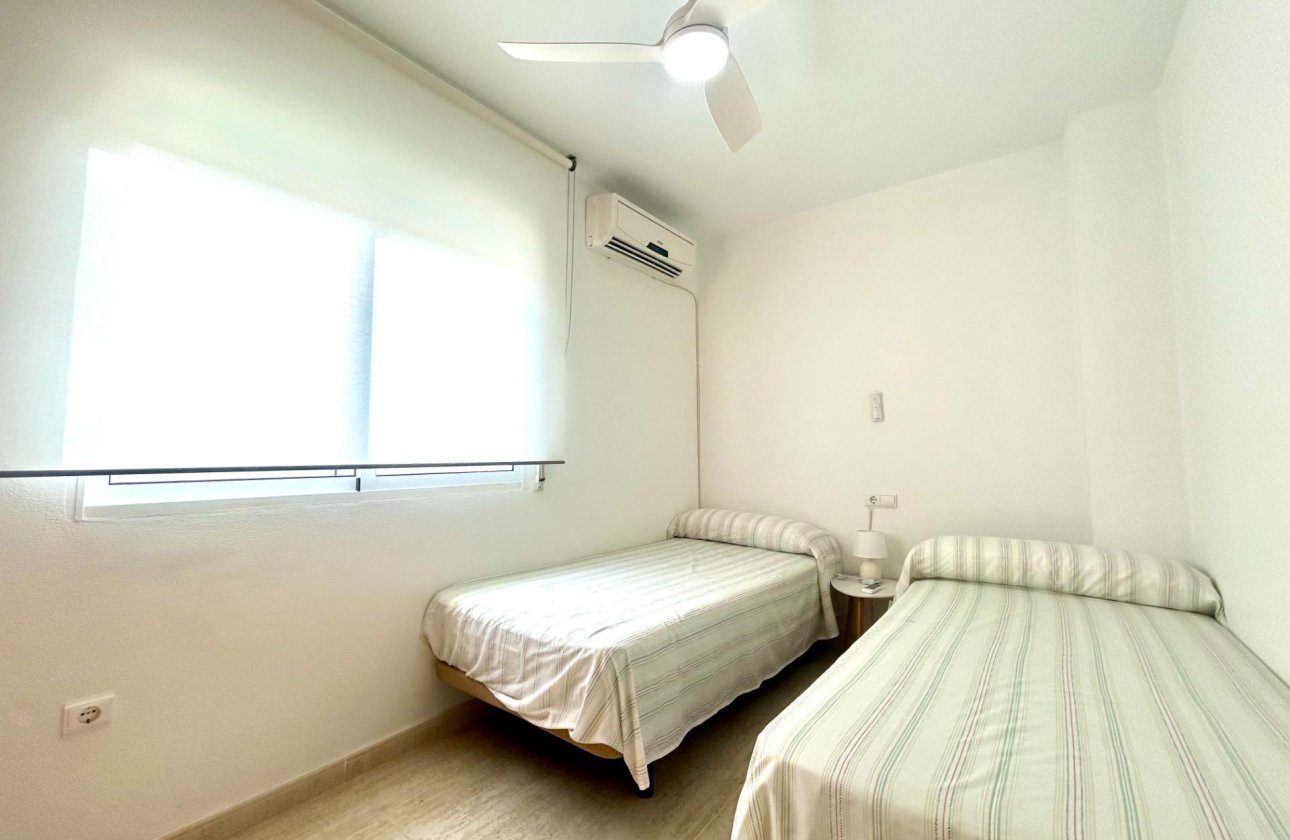 Resale - Townhouse - Orihuela Costa - Campoamor