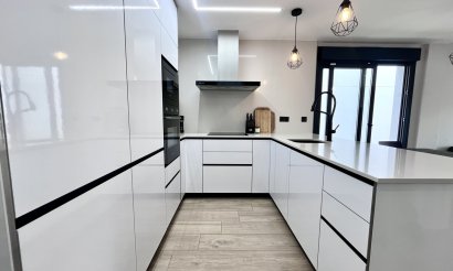 Resale - Villa - Orihuela Costa - Playa Flamenca