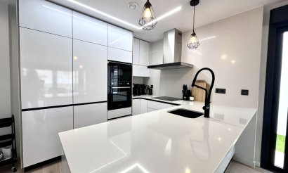 Resale - Villa - Orihuela Costa - Playa Flamenca