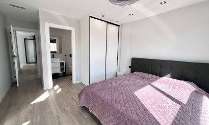 Resale - Villa - Orihuela Costa - Playa Flamenca