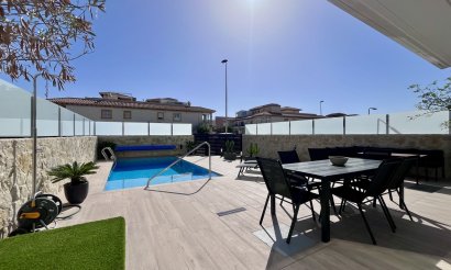 Resale - Villa - Orihuela Costa - Playa Flamenca