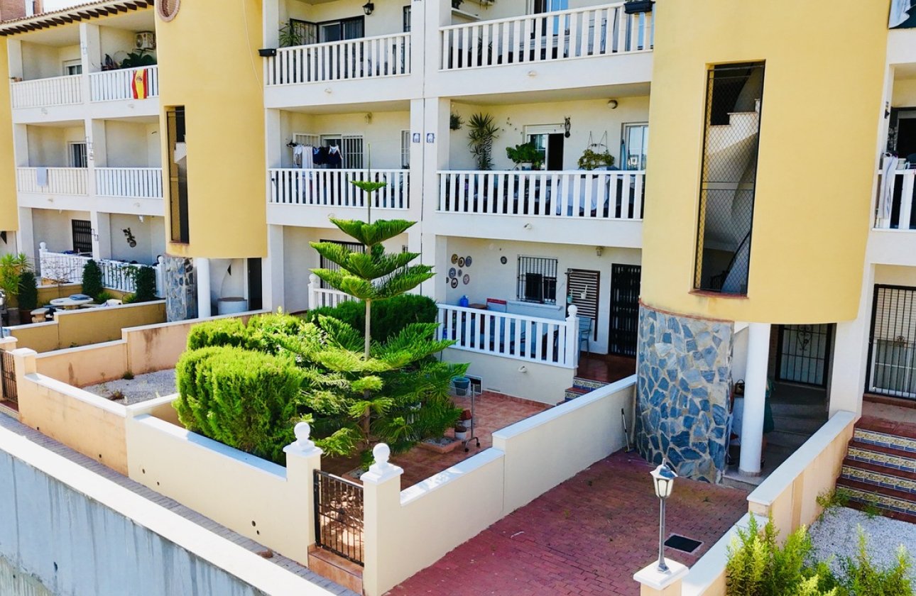 Resale - Apartment / flat - Cabo Roig