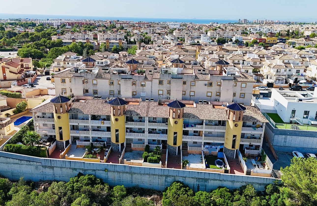 Resale - Apartment / flat - Cabo Roig