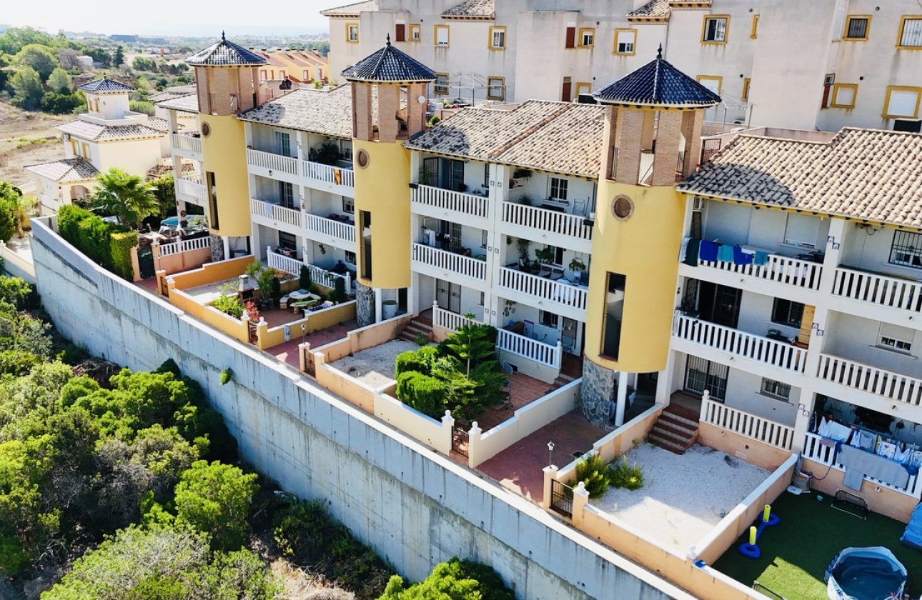 Resale - Apartment / flat - Cabo Roig