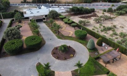 Resale - Villa - Elche