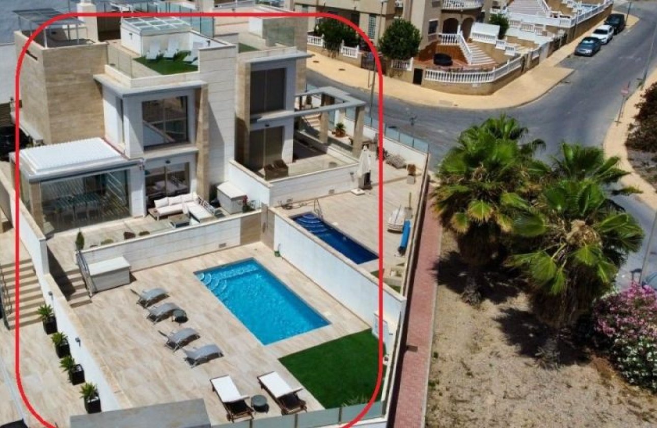 Resale - Villa - Orihuela Costa