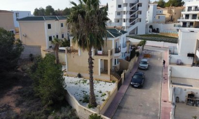 Resale - Villa - Orihuela Costa - Orihuela