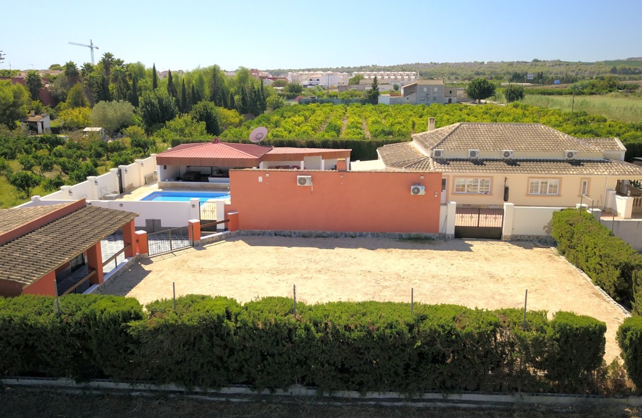 Resale - Villa - Heredades - Heredades - Country