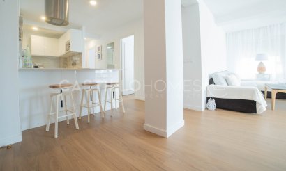 Resale - Apartment / flat - Torrevieja - Centro