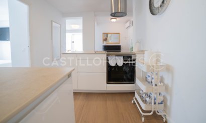 Resale - Apartment / flat - Torrevieja - Centro