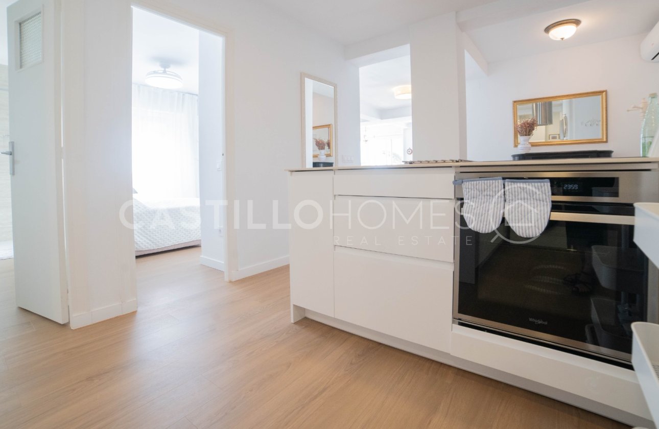 Resale - Apartment / flat - Torrevieja - Centro