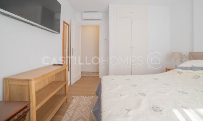 Resale - Apartment / flat - Torrevieja - Centro