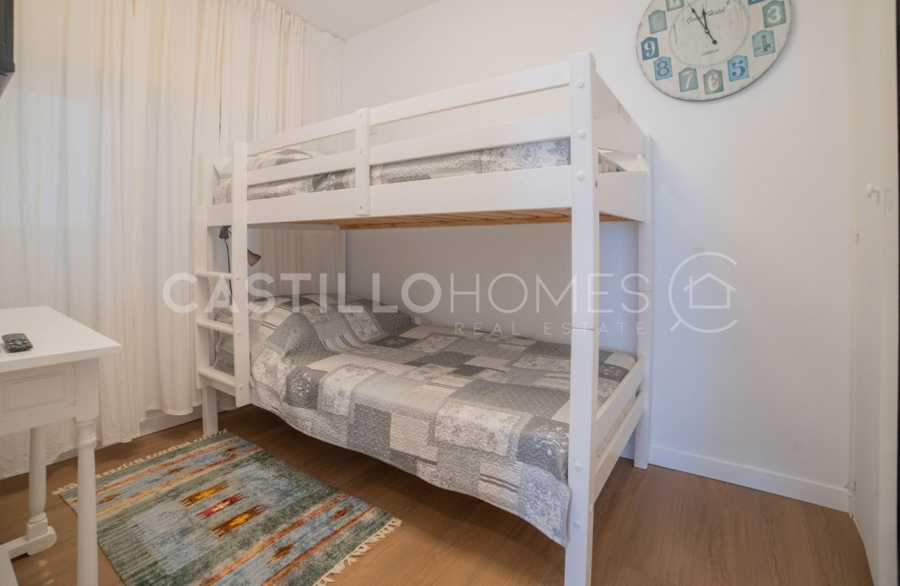 Resale - Apartment / flat - Torrevieja - Centro