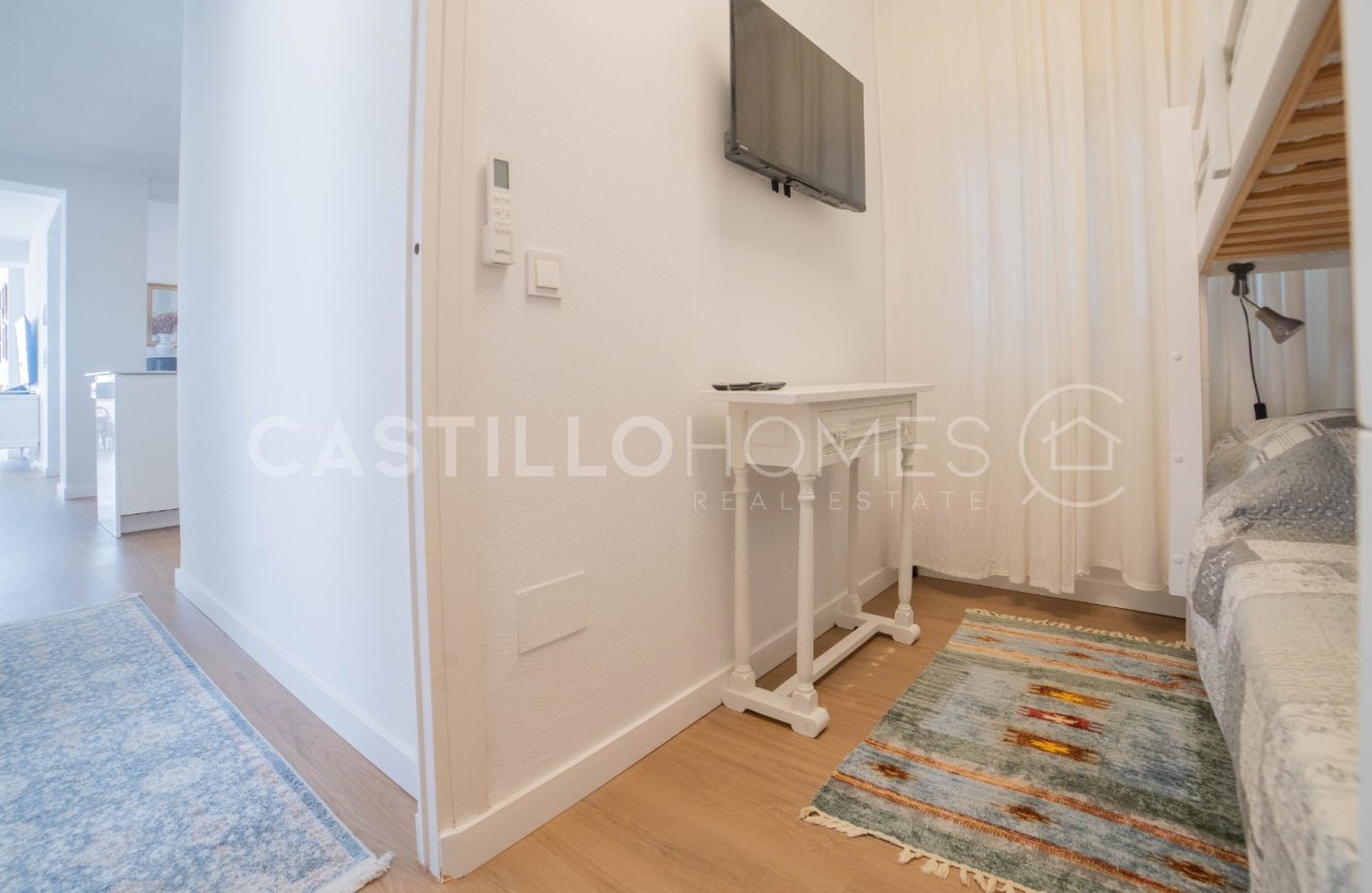 Resale - Apartment / flat - Torrevieja - Centro