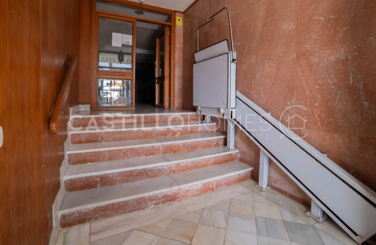 Resale - Apartment / flat - Torrevieja - Centro