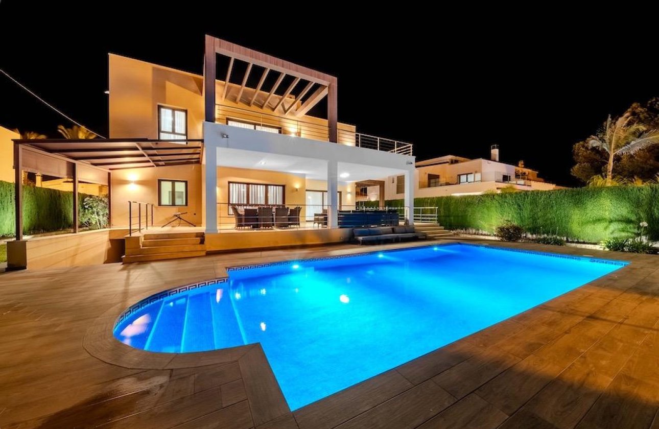 Resale - Villa - Cabo Roig - Costa blanca