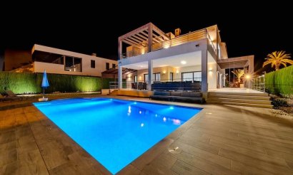 Resale - Villa - Cabo Roig - Costa blanca